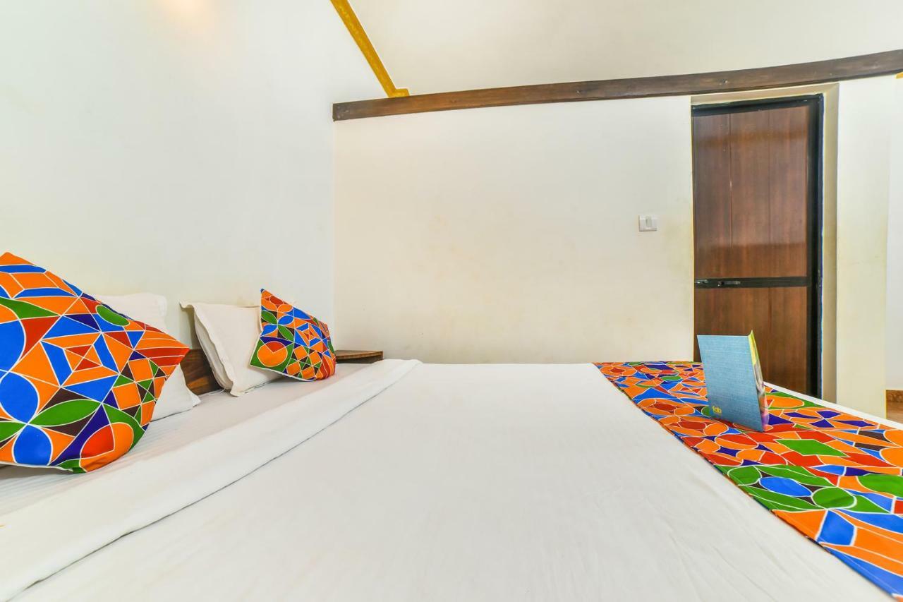 Fabhotel Yoyo Cottage With Pool - Nr Chapora Fort Vagator Dış mekan fotoğraf